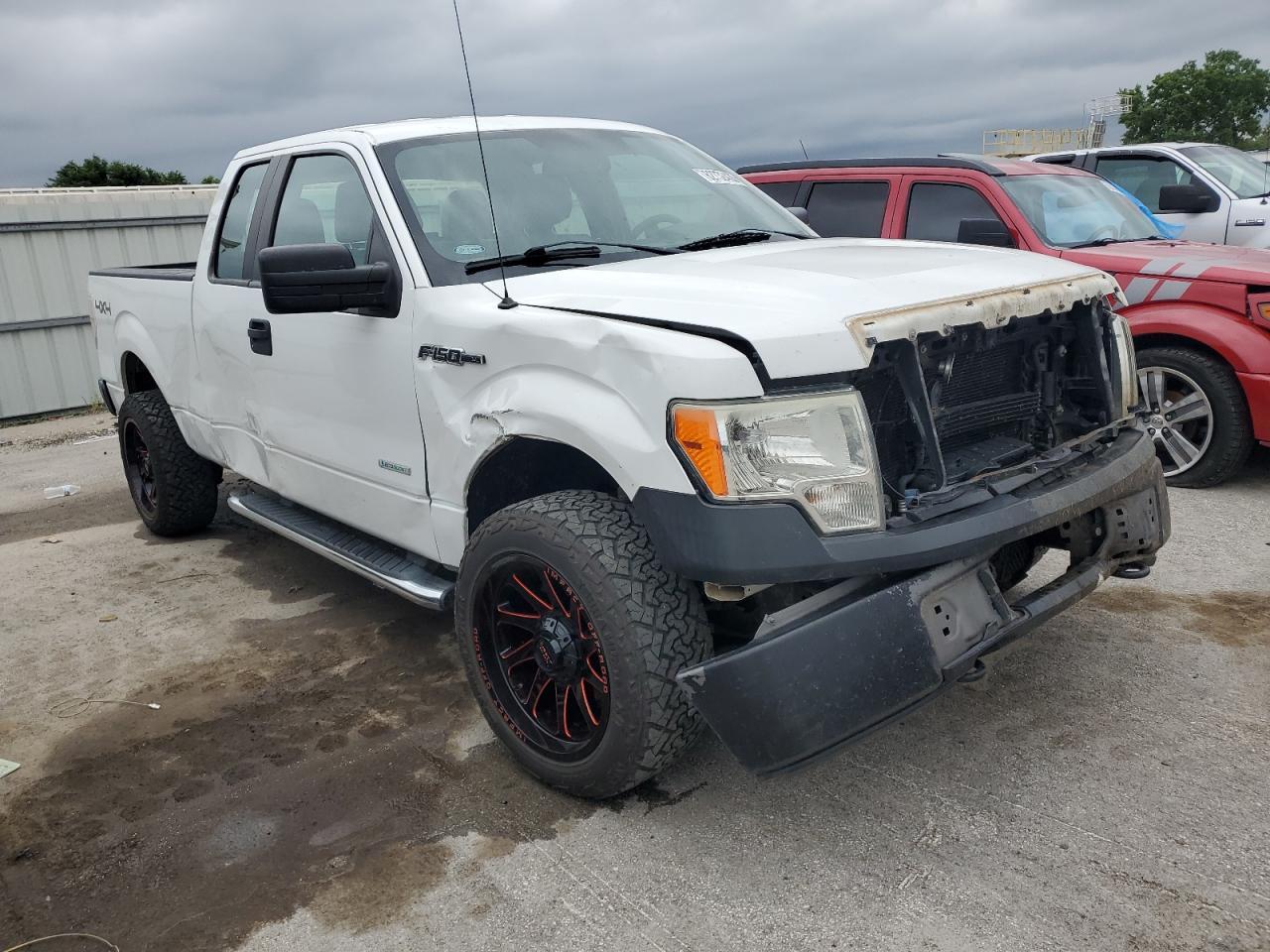 2013 Ford F150 Super Cab - Фото 4