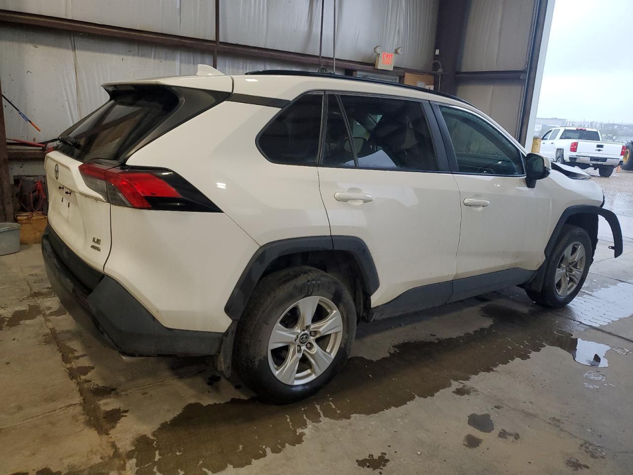 2019 Toyota Rav4 Le - Фото 3