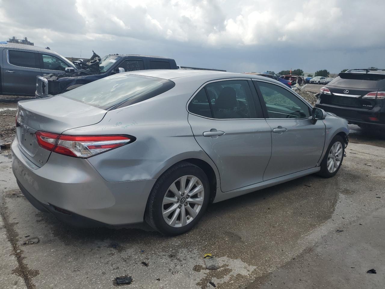 2018 Toyota Camry L - Image 3
