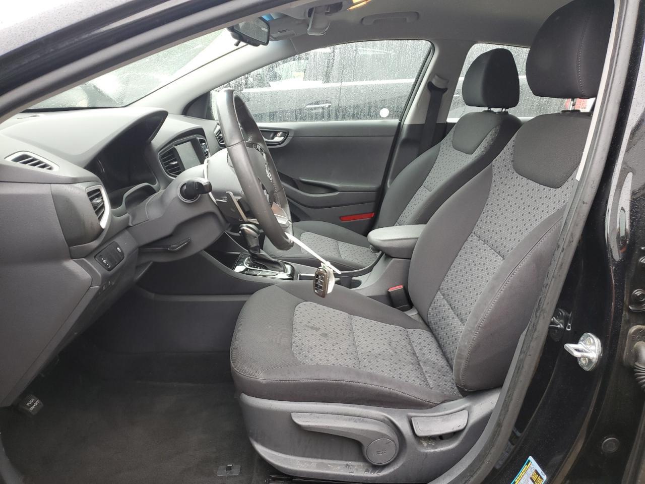 2019 Hyundai Ioniq - Image 7