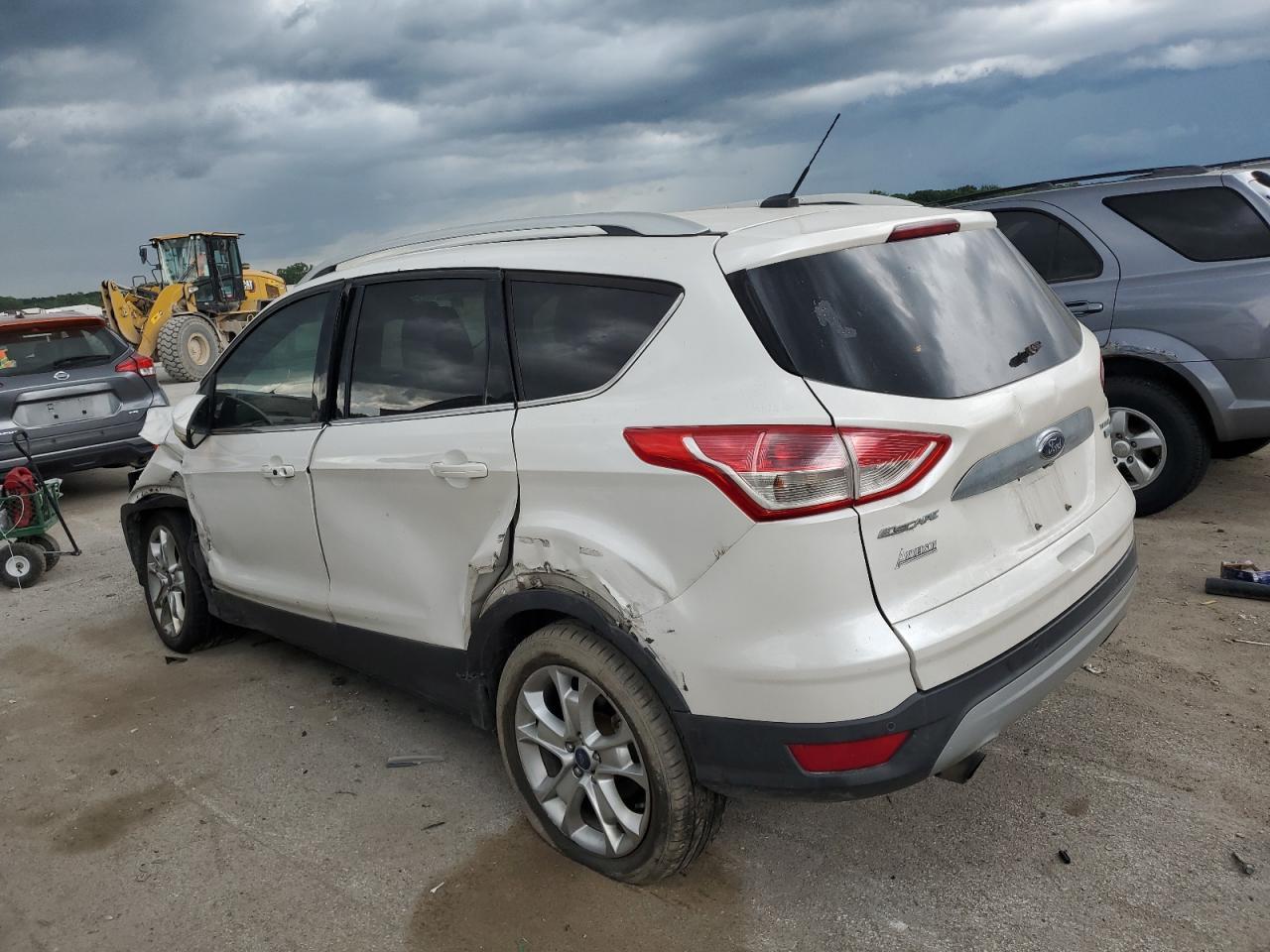 2015 Ford Escape Titanium - Image 2