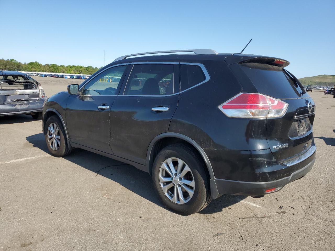 2015 Nissan Rogue S - Фото 2