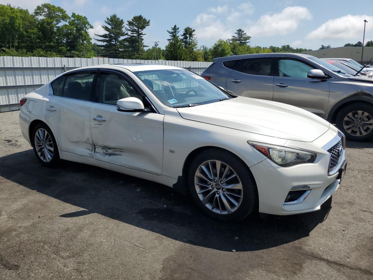 2018 Infiniti Q50 Luxe - Фото 4