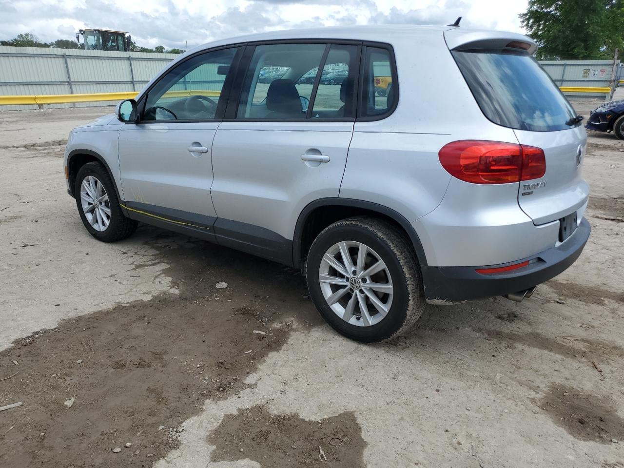 2017 Volkswagen Tiguan S - Image 2