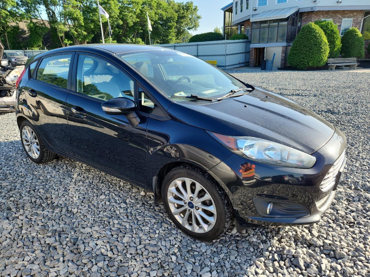2014 Ford Fiesta Se - Image 4