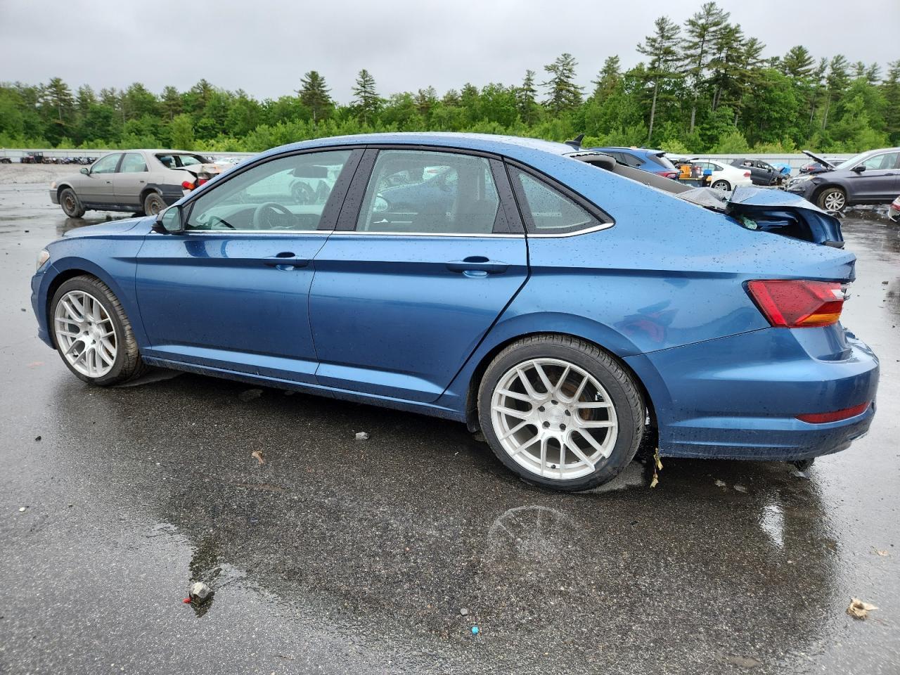 2019 Volkswagen Jetta S - Фото 2