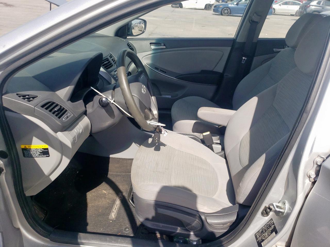 2015 Hyundai Accent Gls - Image 7