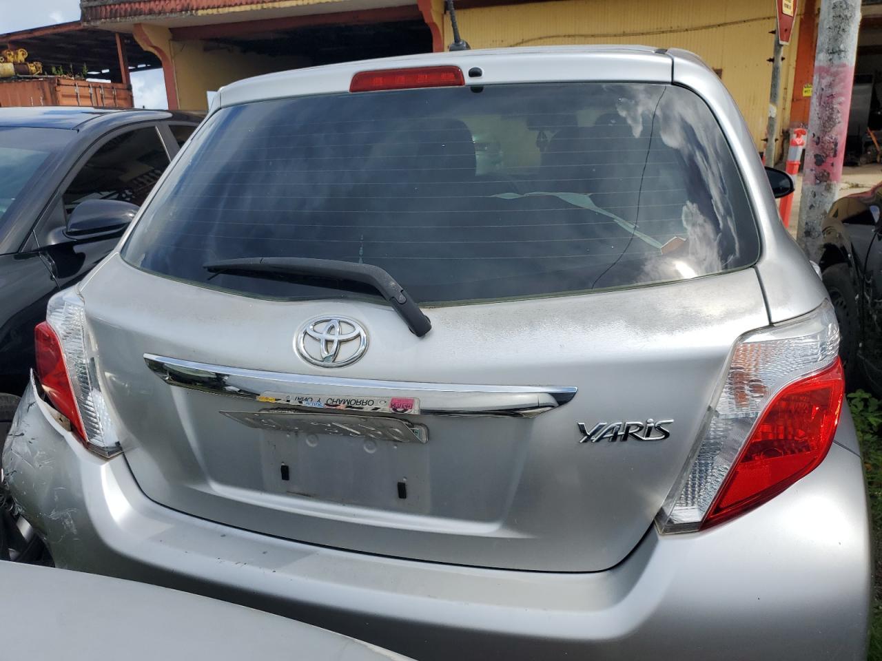 2014 Toyota Yaris - Image 6