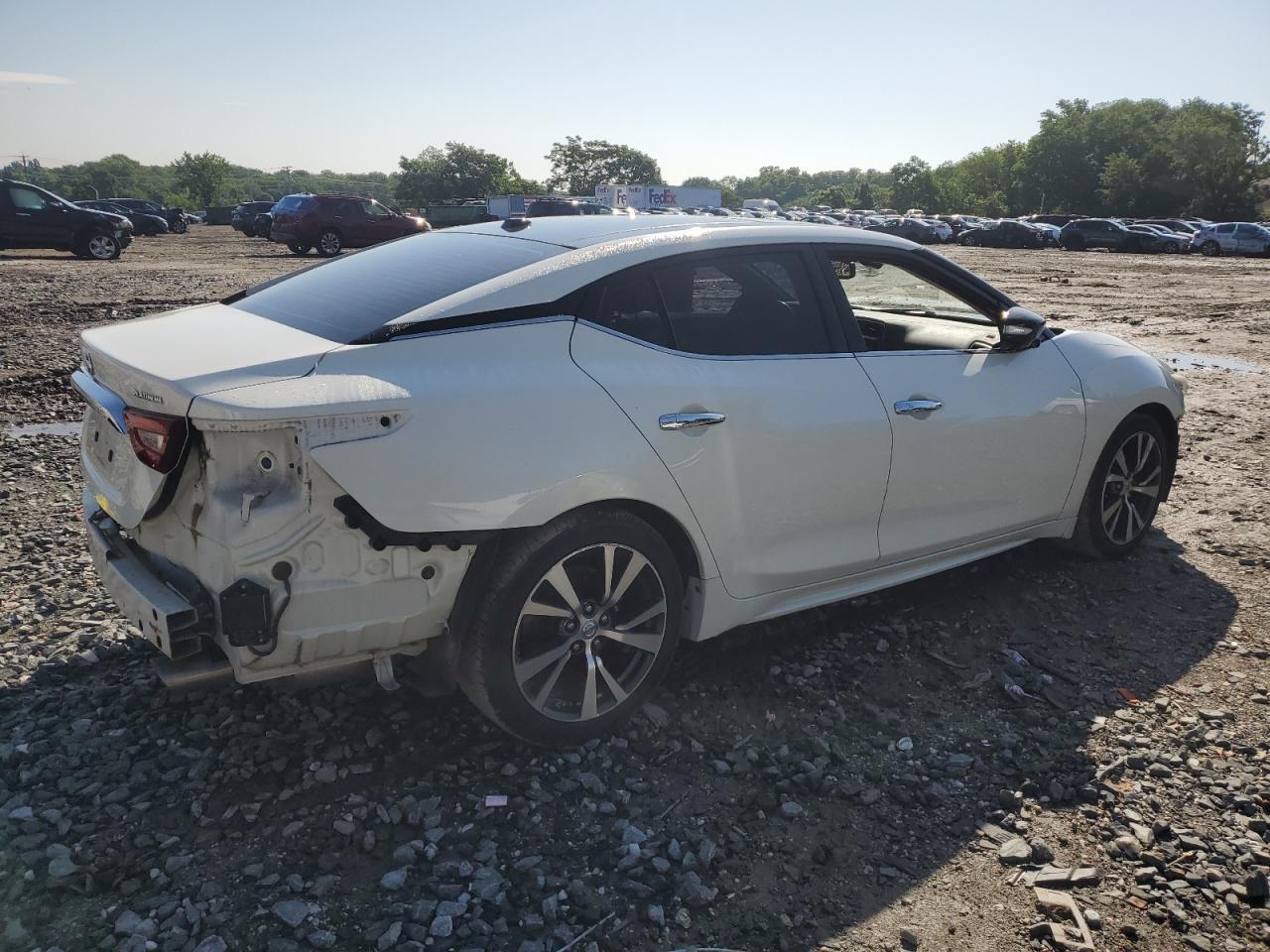 2017 Nissan Maxima 3.5S - Фото 3