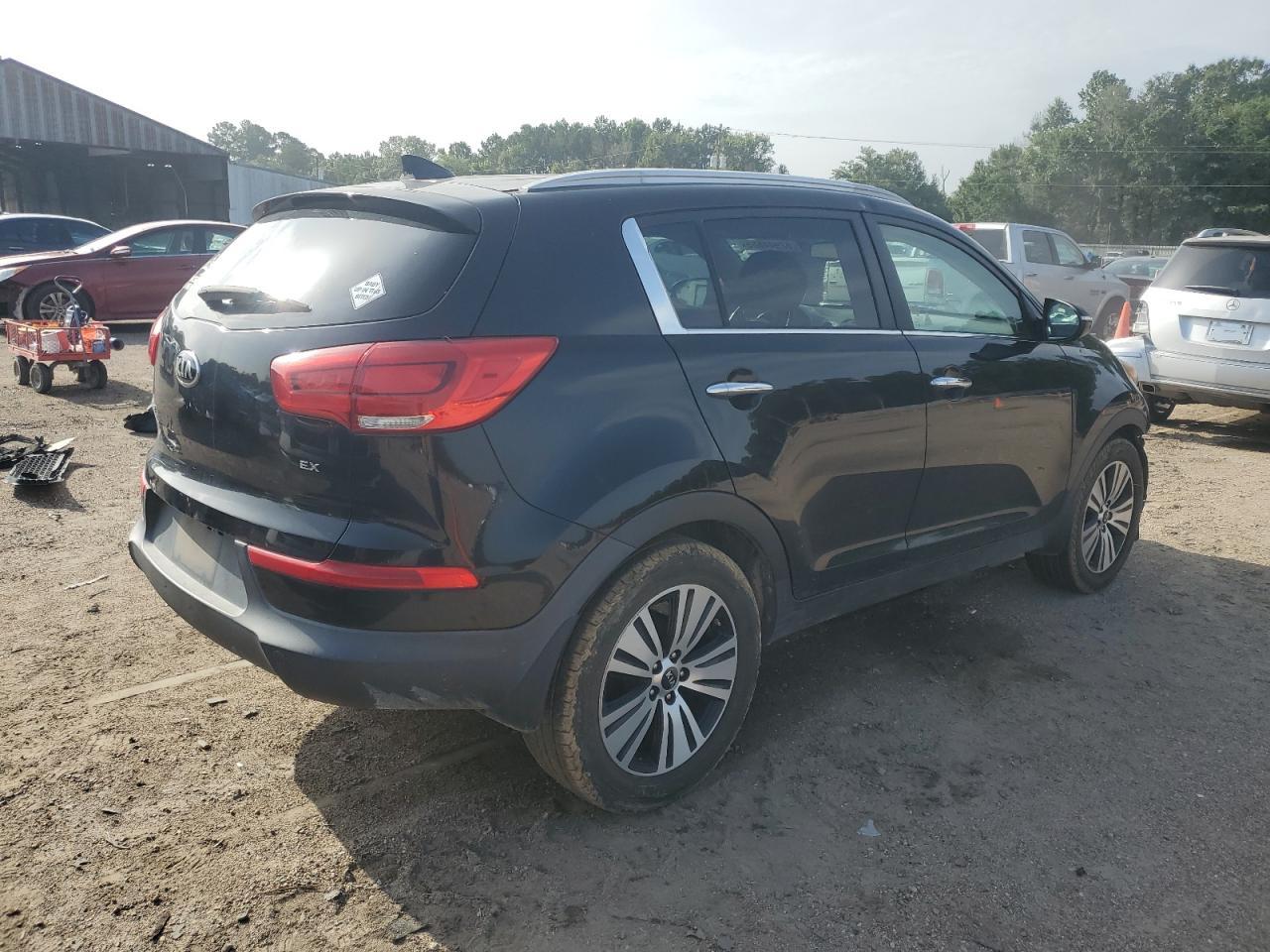 2015 Kia Sportage Ex - Image 3