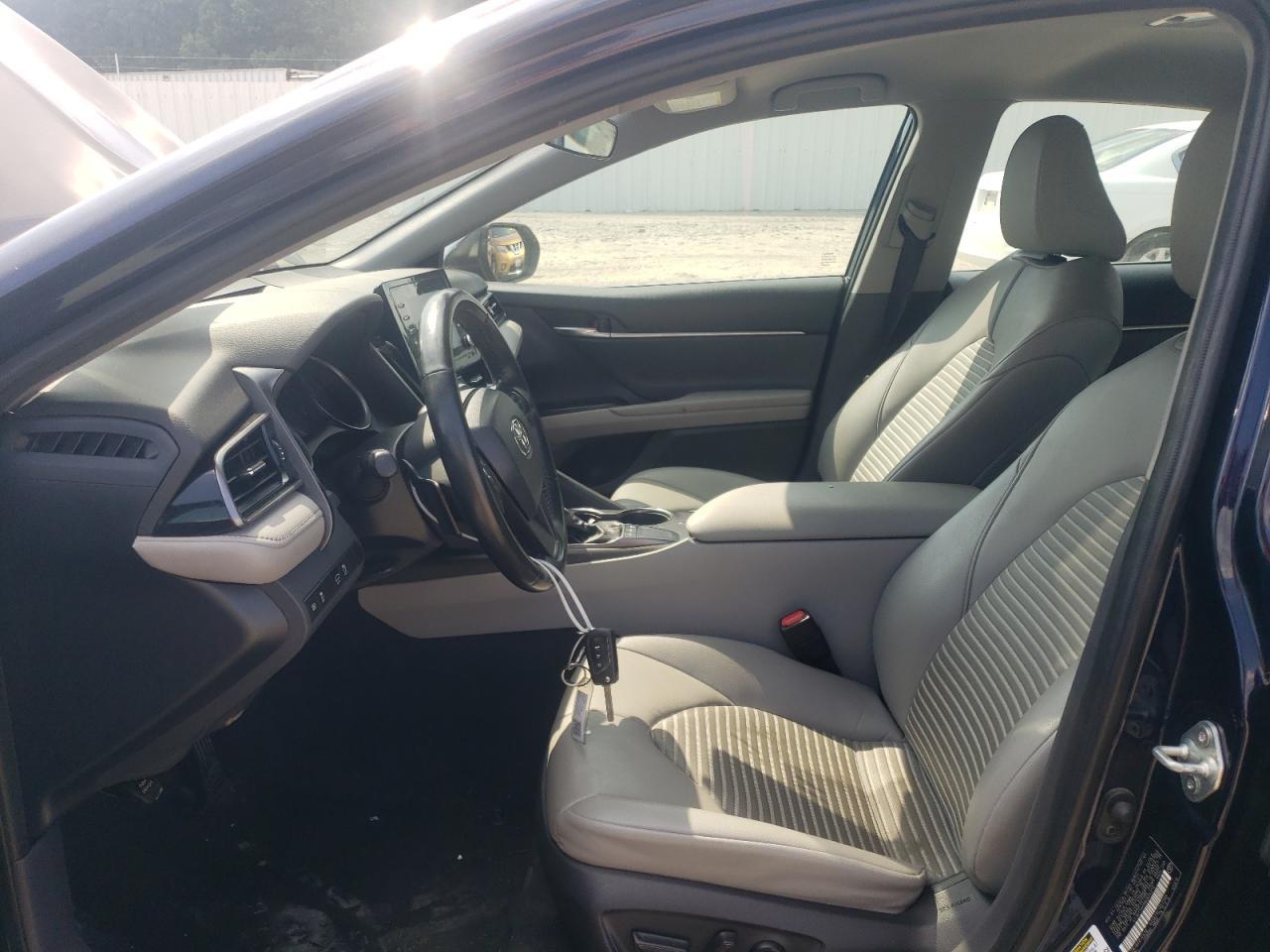 2022 Toyota Camry Se - Фото 7