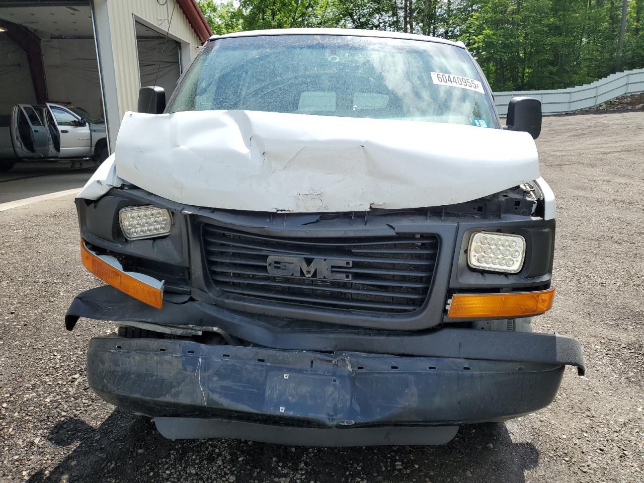 2016 GMC Savana G2500 - Фото 5