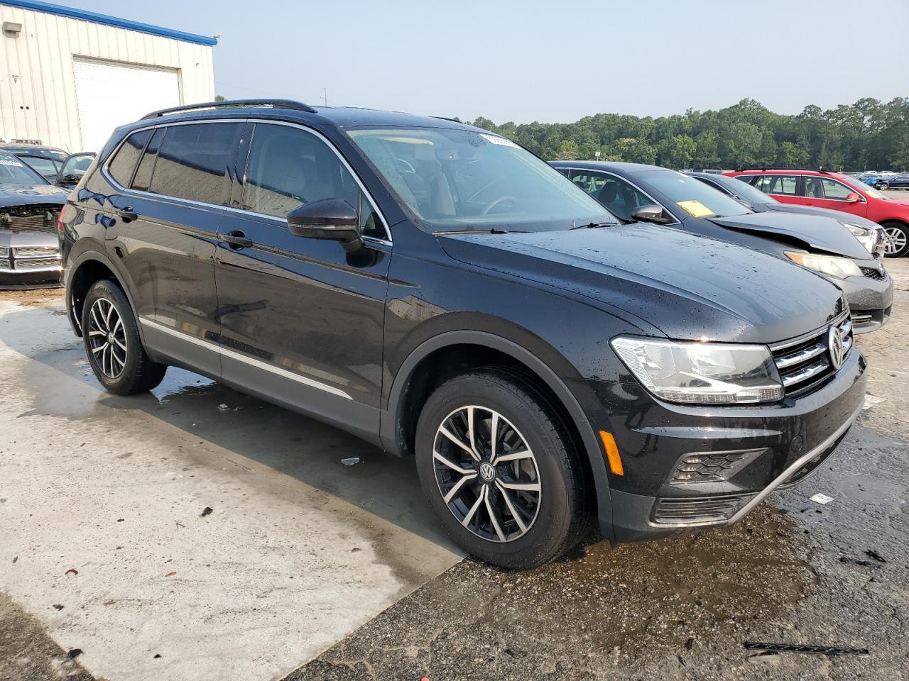 2021 Volkswagen Tiguan Se - Фото 4