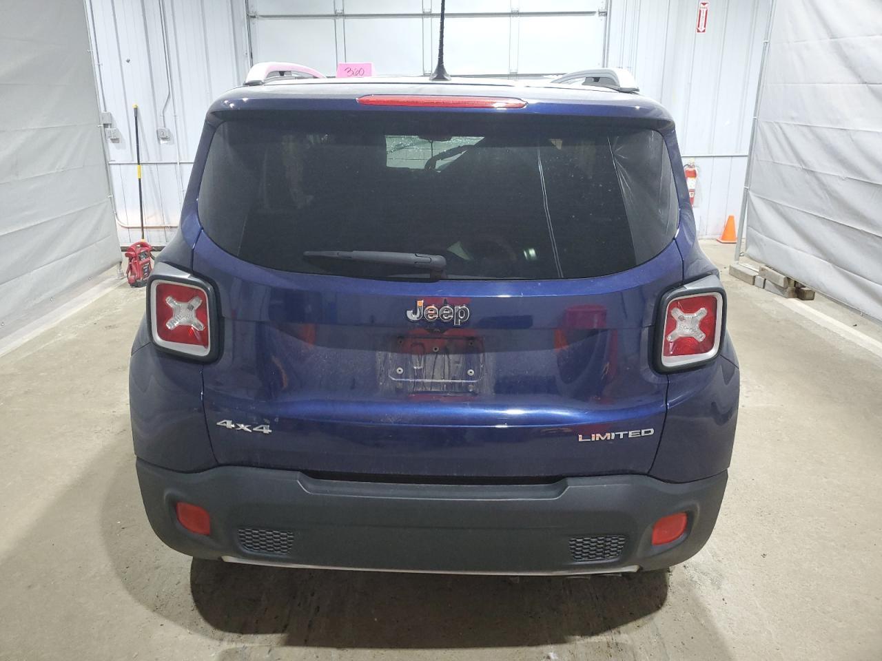 2017 Jeep Renegade Limited - Image 6