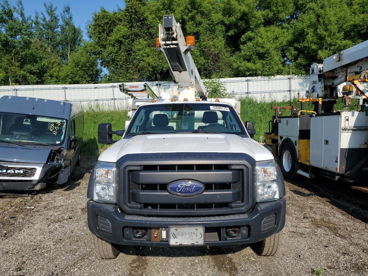 2015 Ford F450 Super Duty - Фото 5