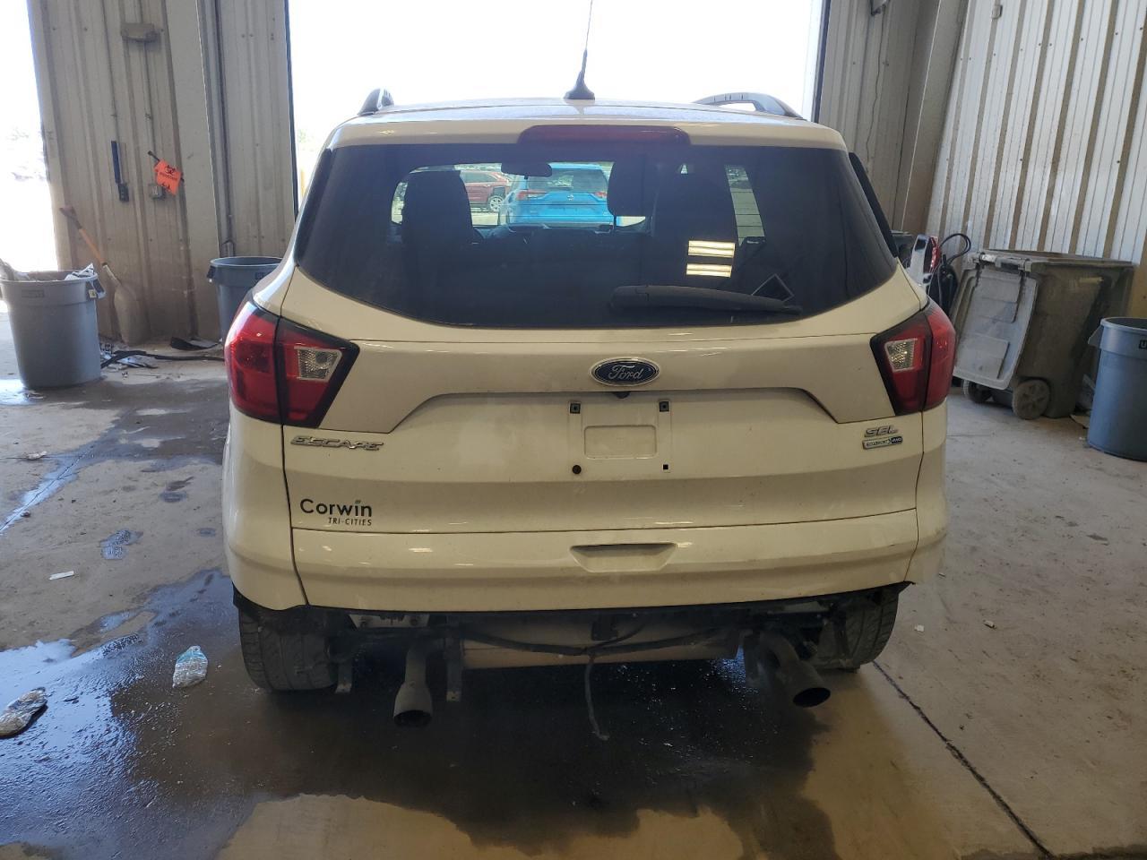 2019 Ford Escape Sel - Image 6