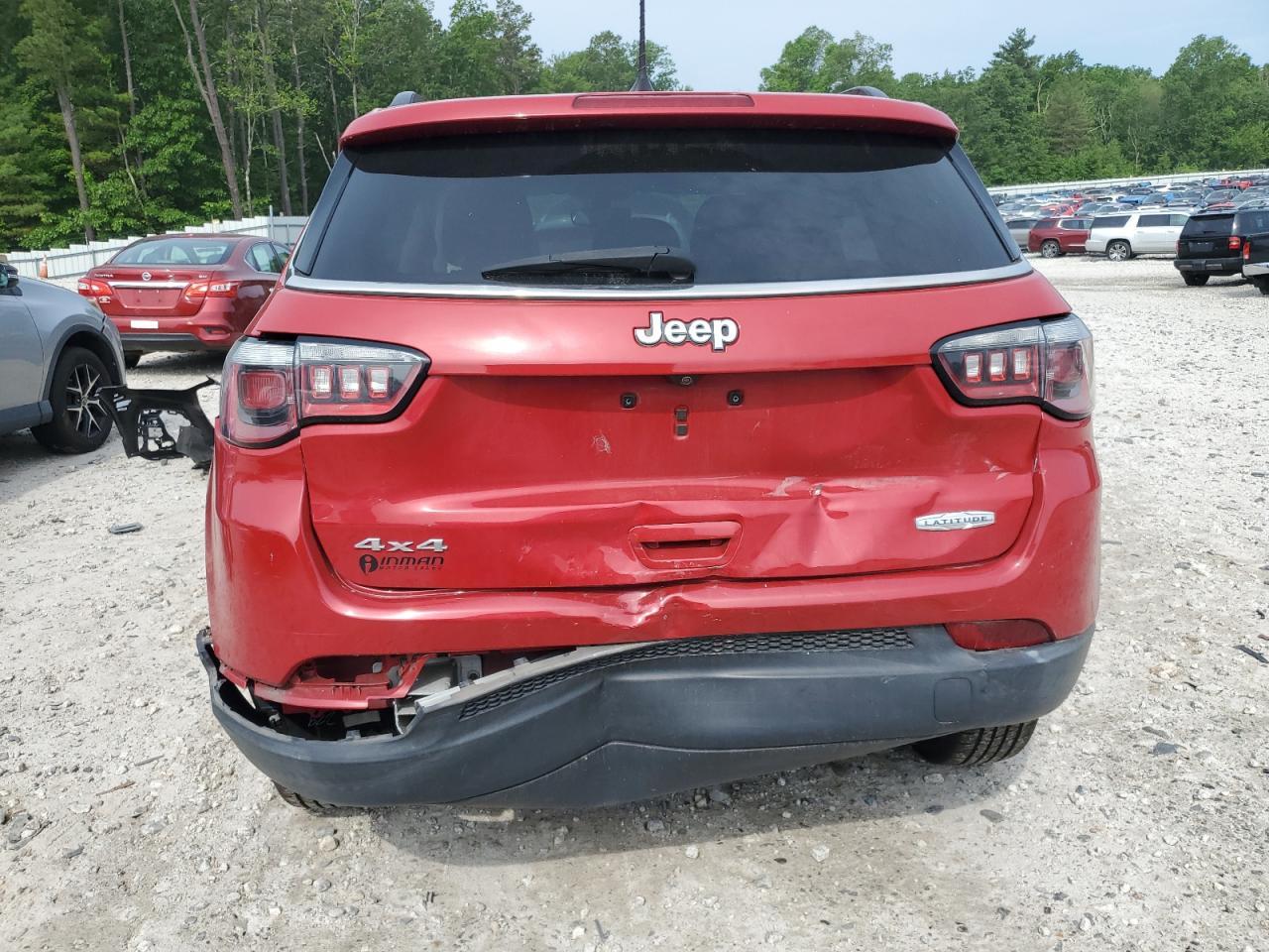 2017 Jeep Compass Latitude - Image 6