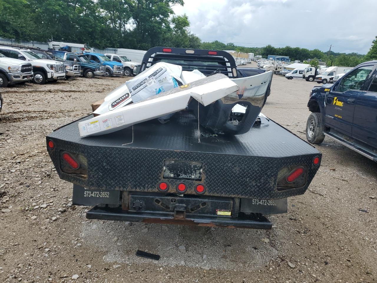 2019 Ram 5500 - Image 6