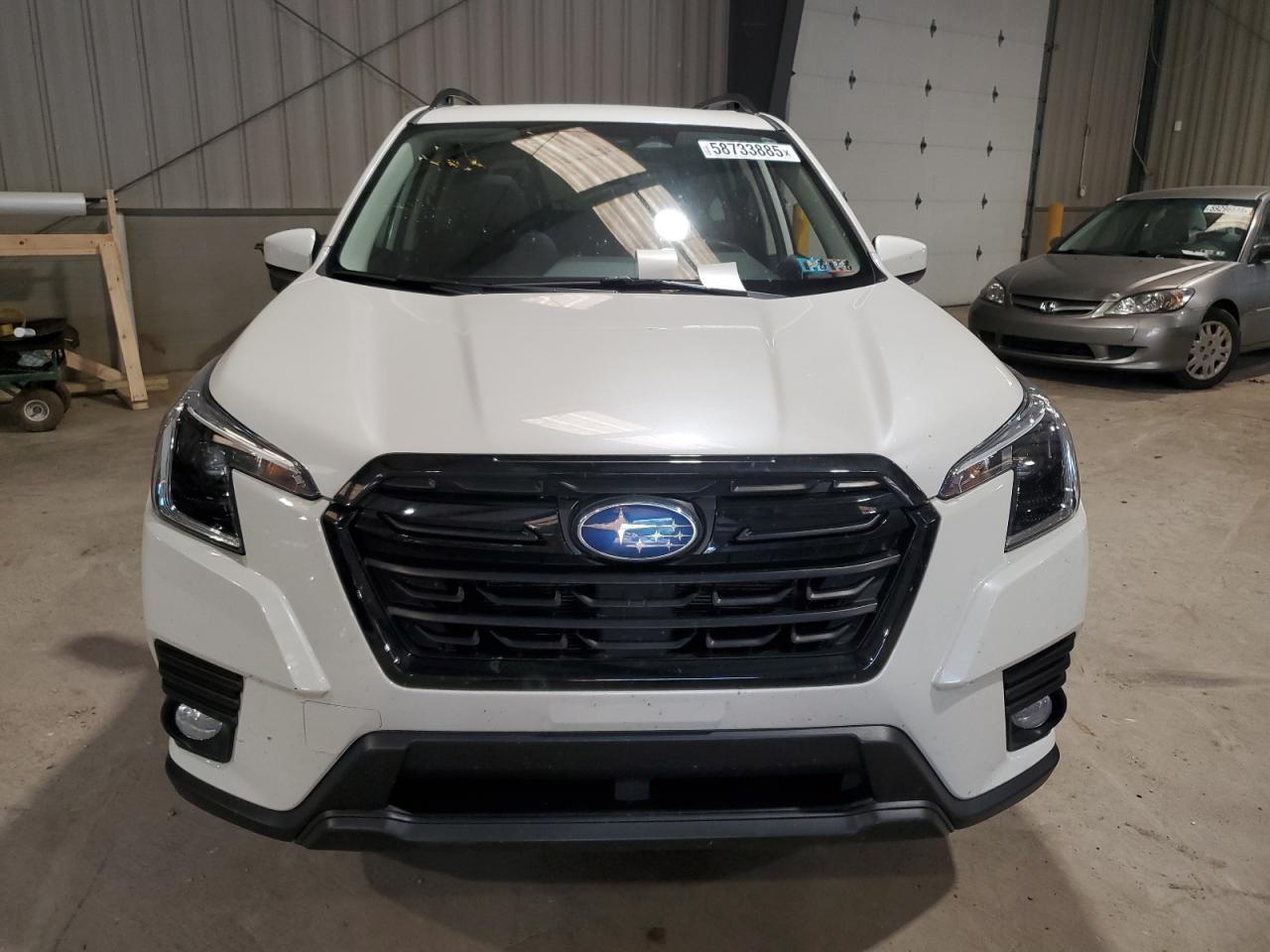 2022 Subaru Forester Premium - Фото 5