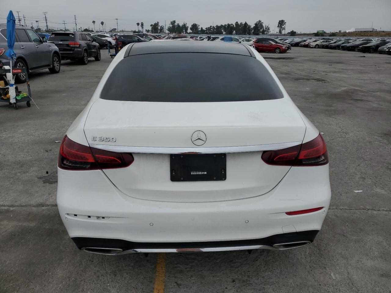 2022 Mercedes-Benz E 350 - Фото 6