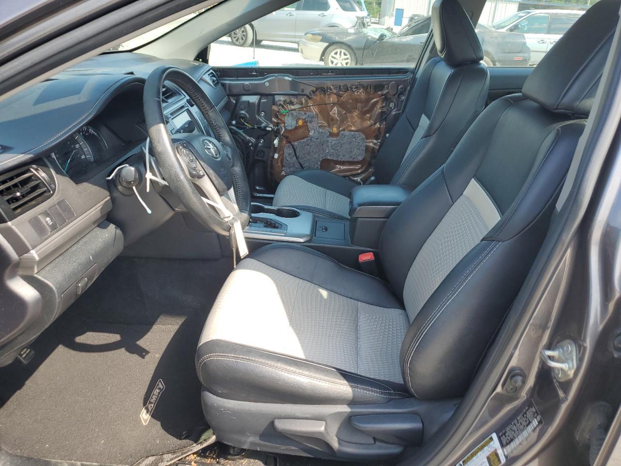 2014 Toyota Camry L - Фото 7