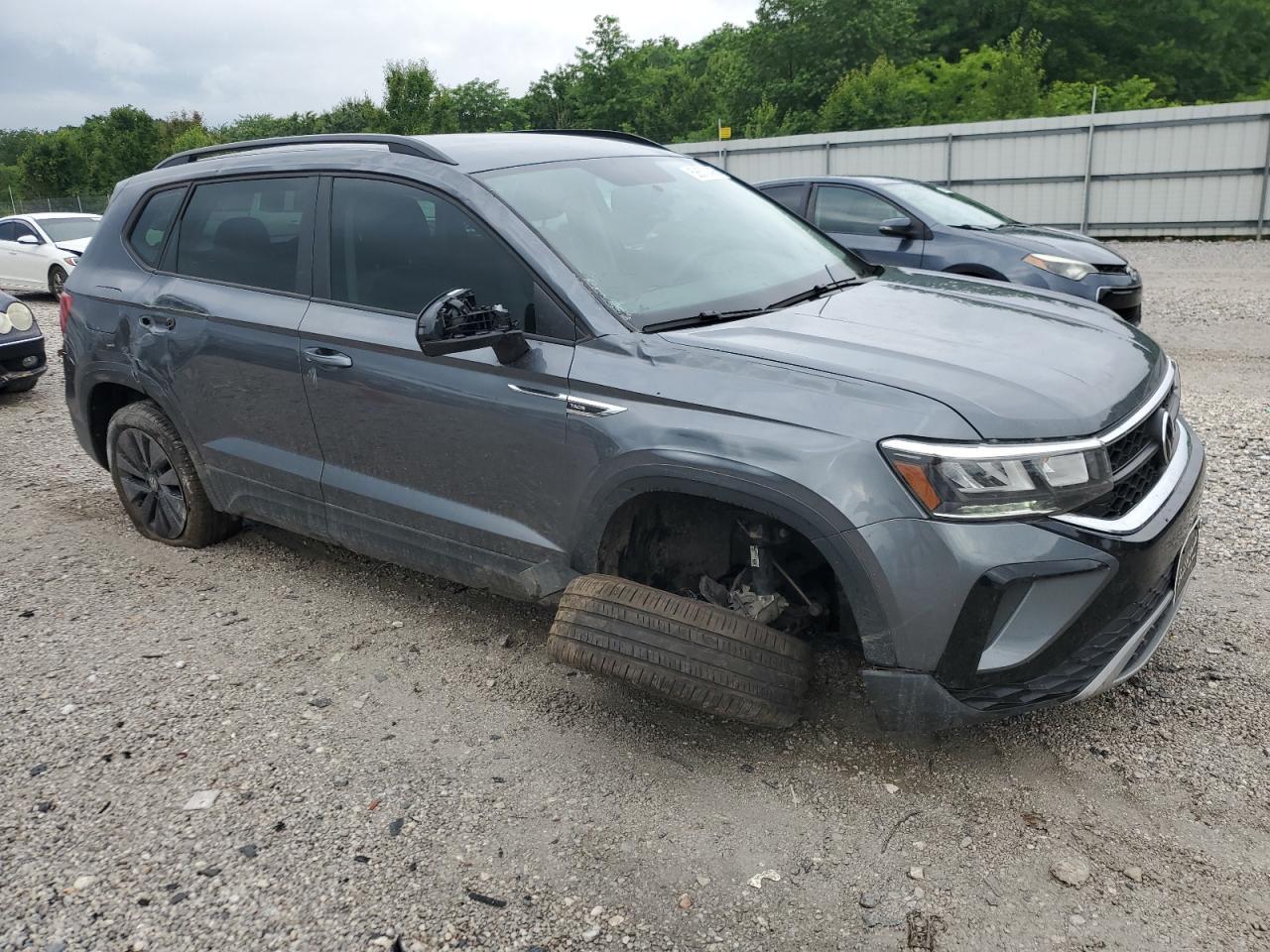 2022 Volkswagen Taos S - Фото 4