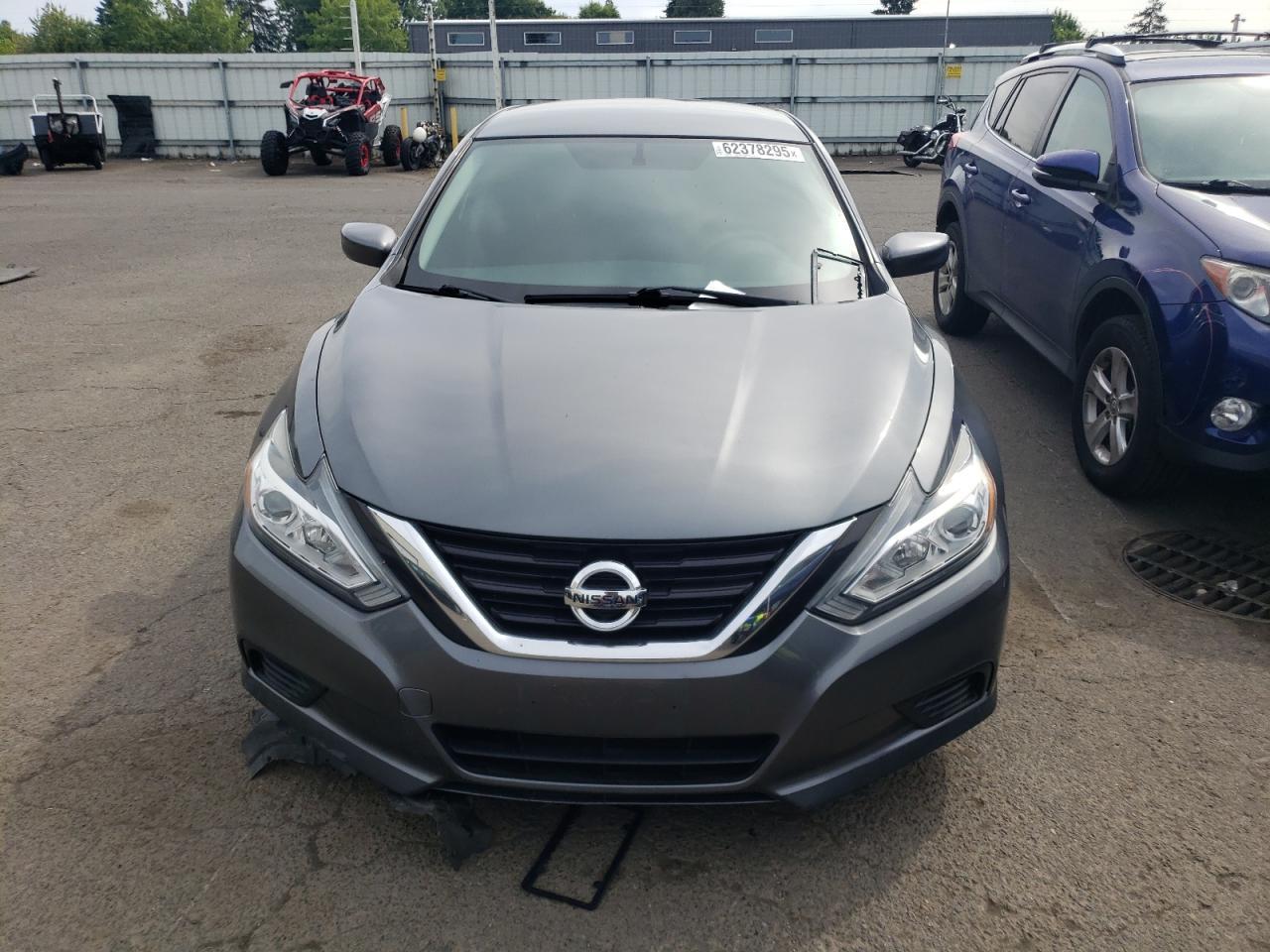 2018 Nissan Altima 2.5 - Image 5