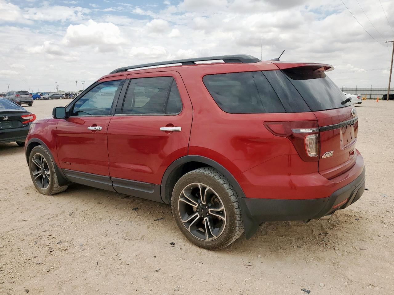 2014 Ford Explorer Sport - Image 2