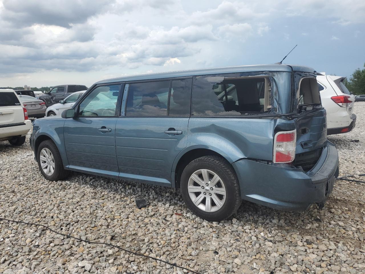 2010 Ford Flex Se - Image 2