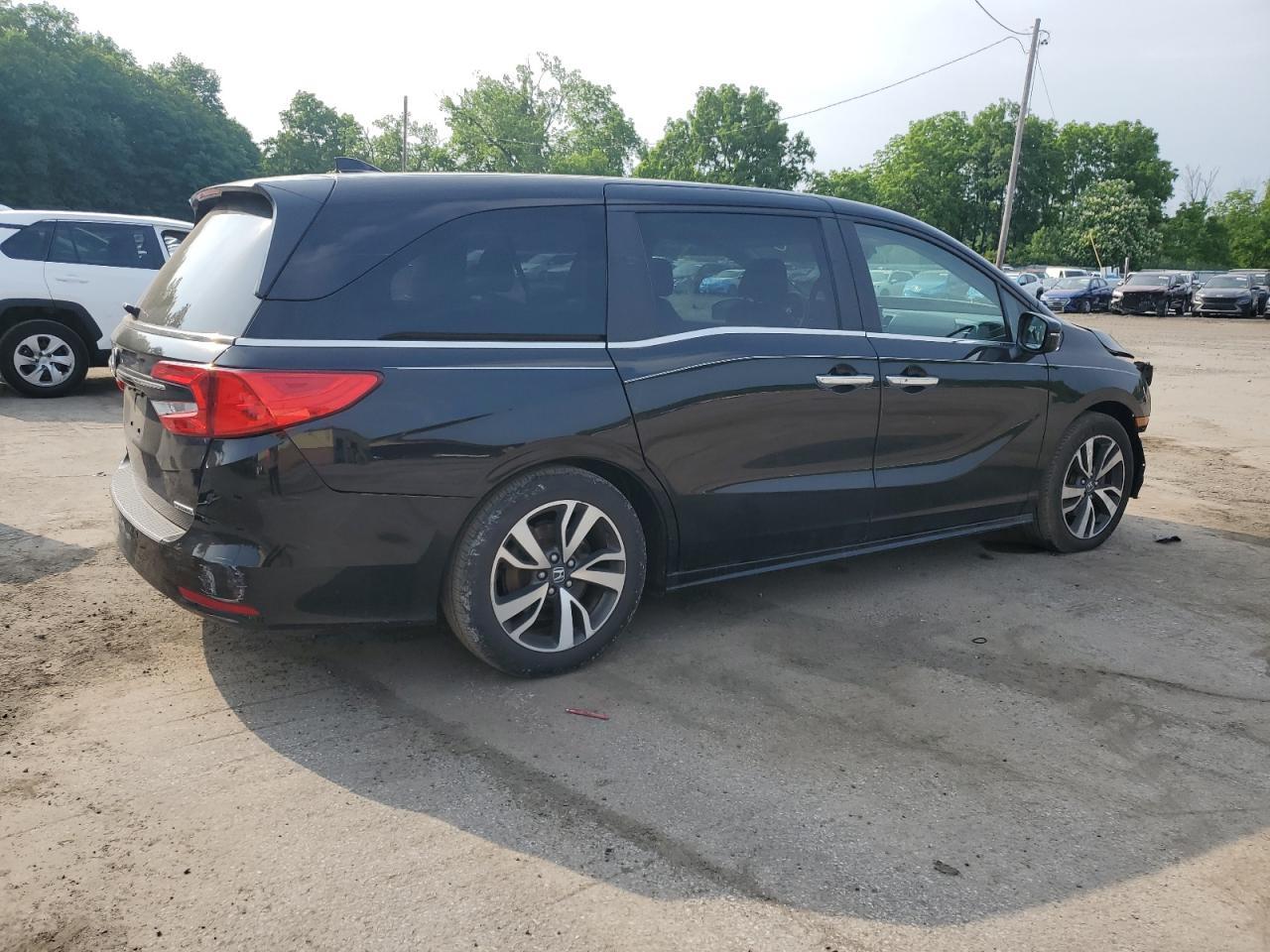 2021 Honda Odyssey Touring - Фото 3
