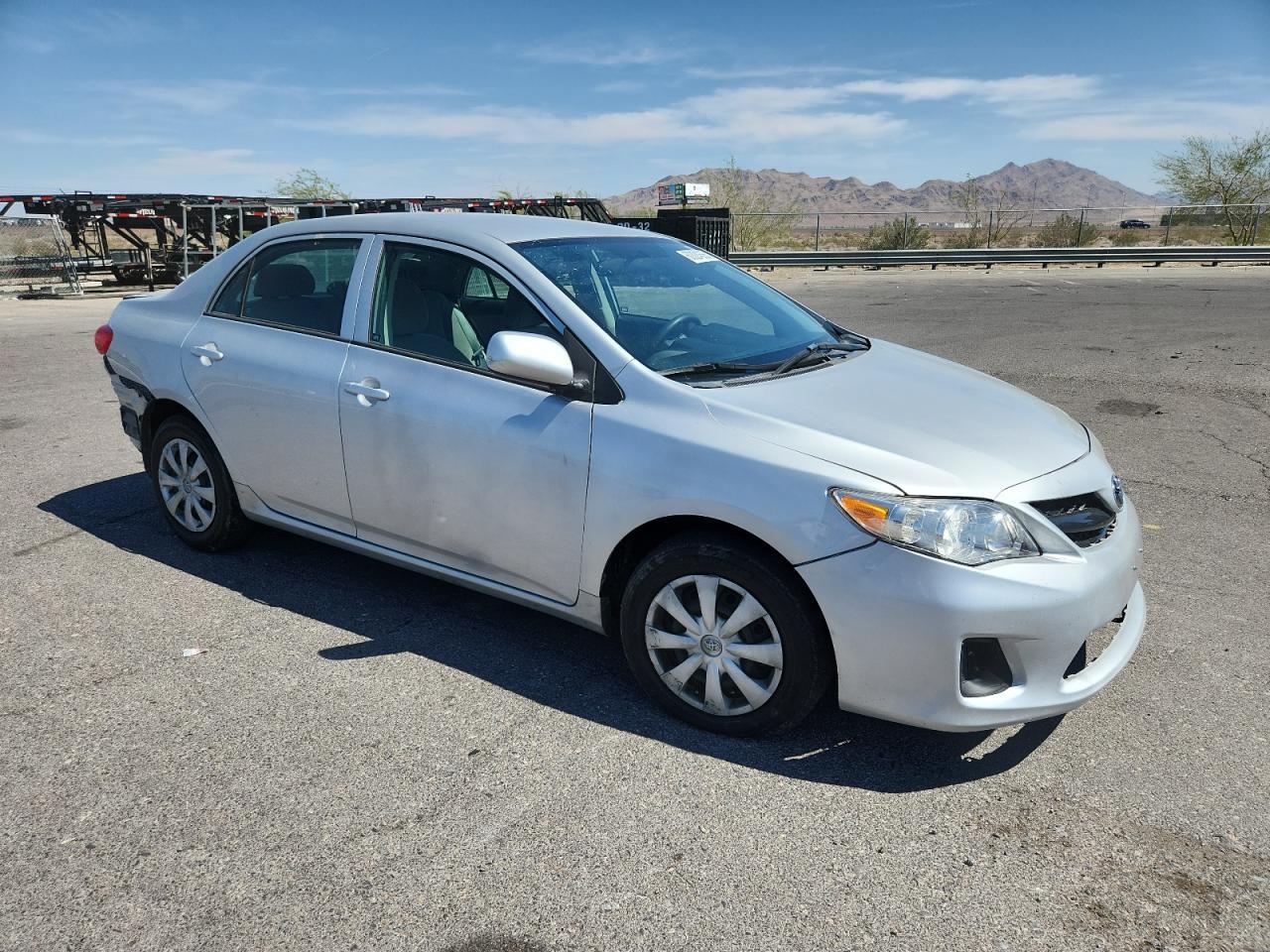 2013 Toyota Corolla Base - Фото 4