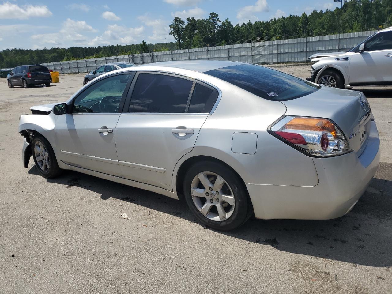 2009 Nissan Altima 2.5 - Фото 2