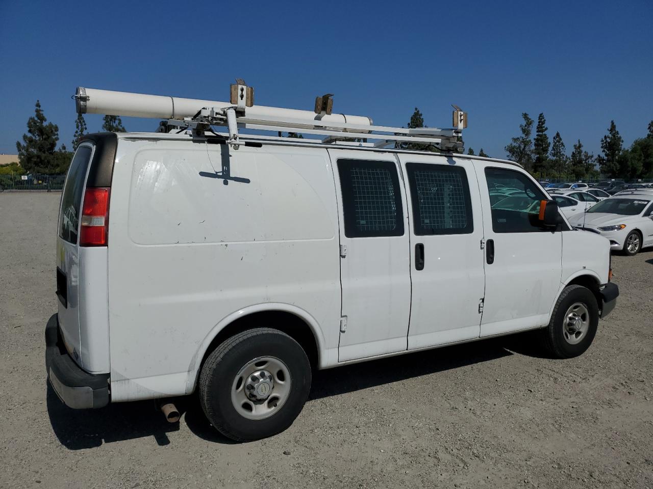 2014 Chevrolet Express G2500 - Фото 3