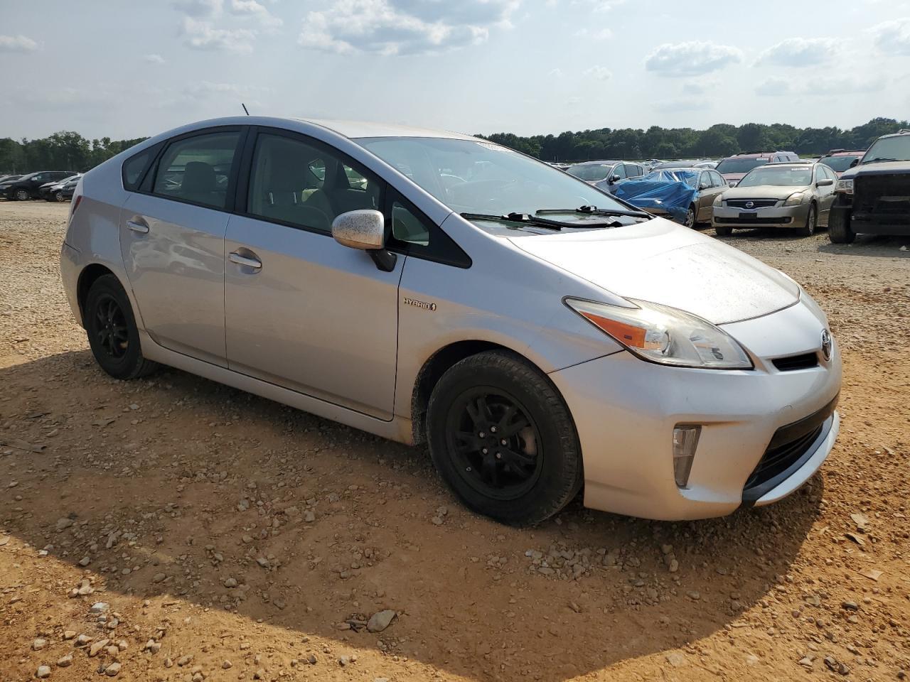 2015 Toyota Prius - Фото 4