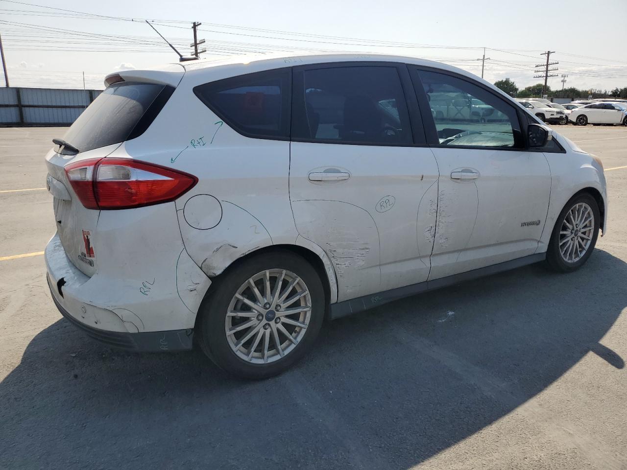 2014 Ford C-Max Se - Image 3