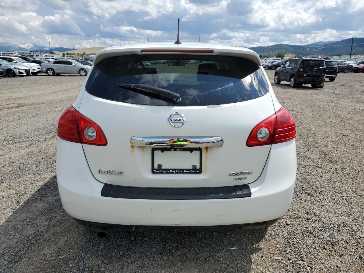 2013 Nissan Rogue S - Фото 6