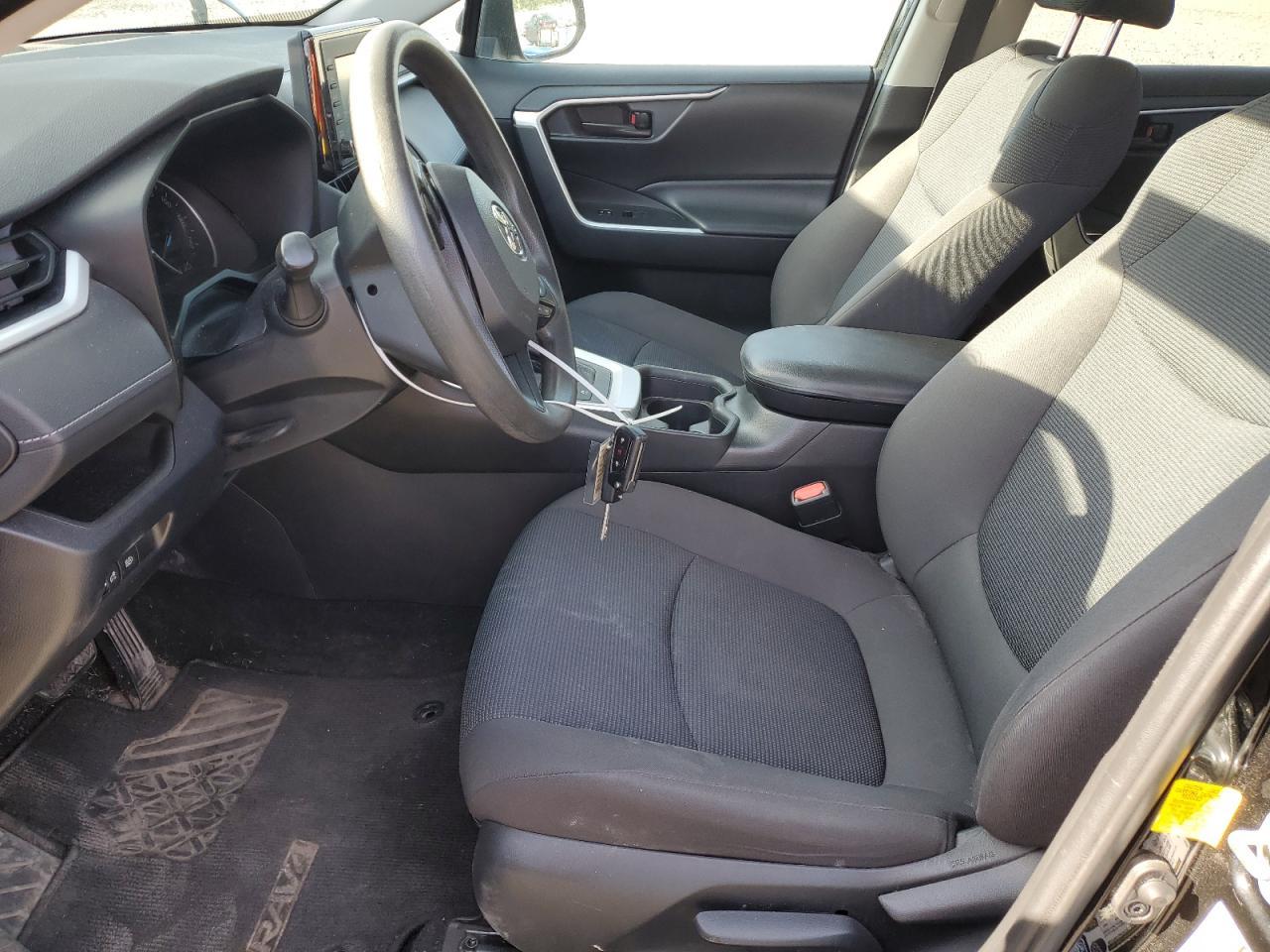 2020 Toyota Rav4 Le - Фото 7