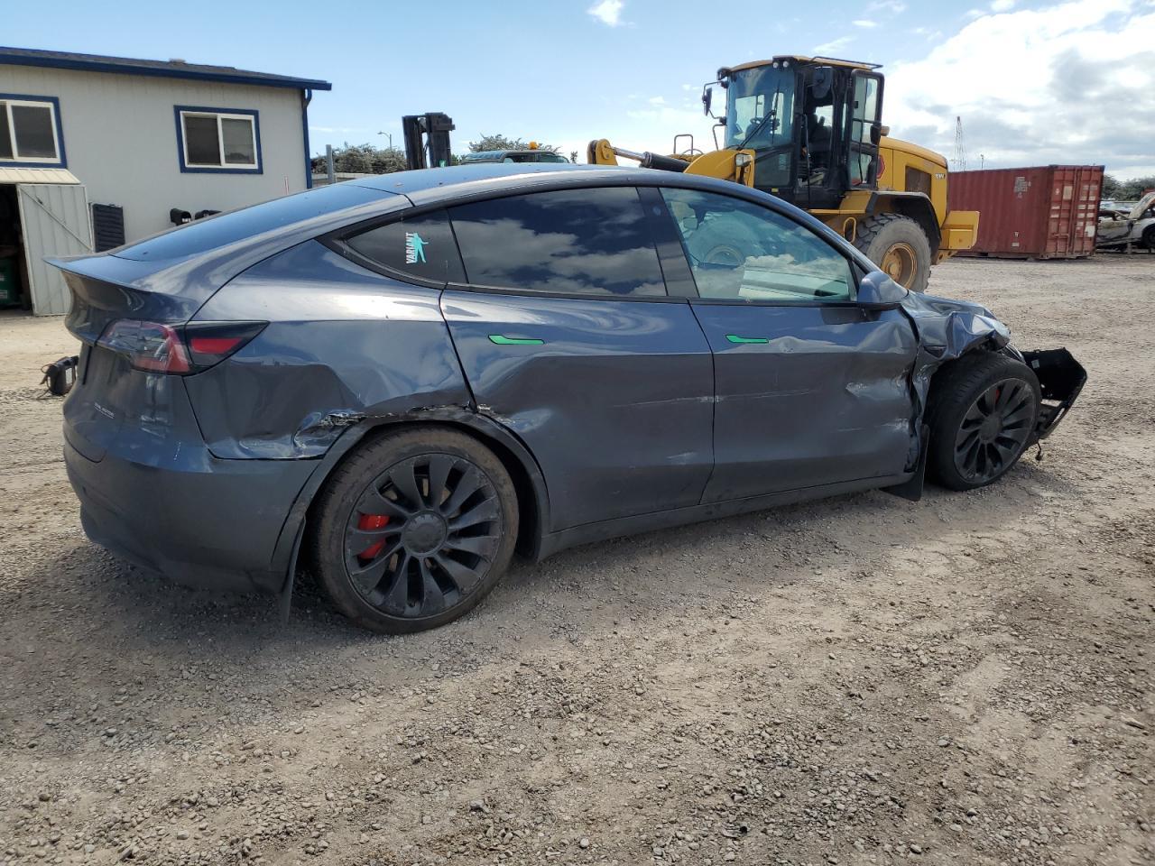 2018 Tesla Model Y - Фото 3