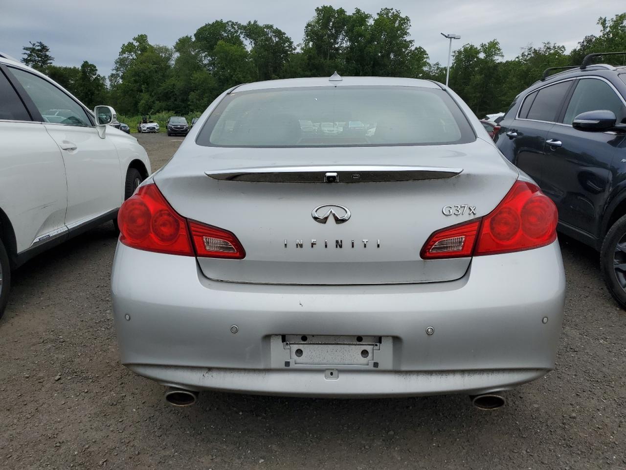 2011 Infiniti G37 - Фото 6