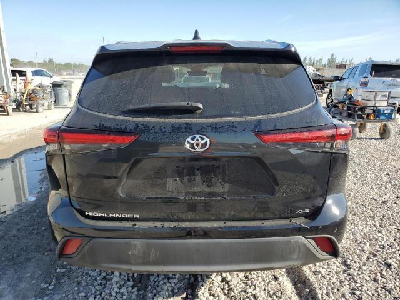 2021 Toyota Highlander Xle - Image 6