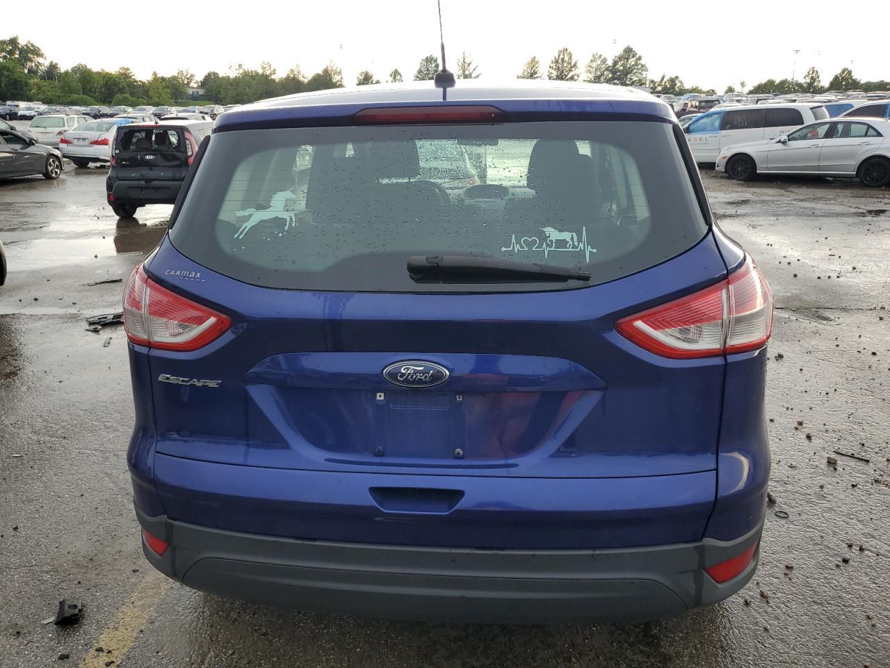 2013 Ford Escape S - Фото 6
