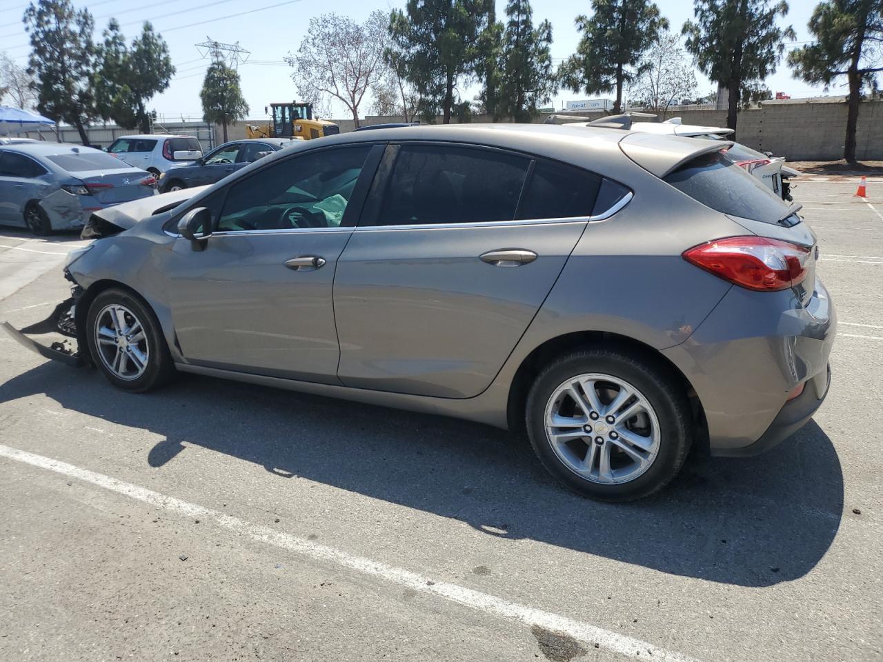 2018 Chevrolet Cruze Lt - Фото 2