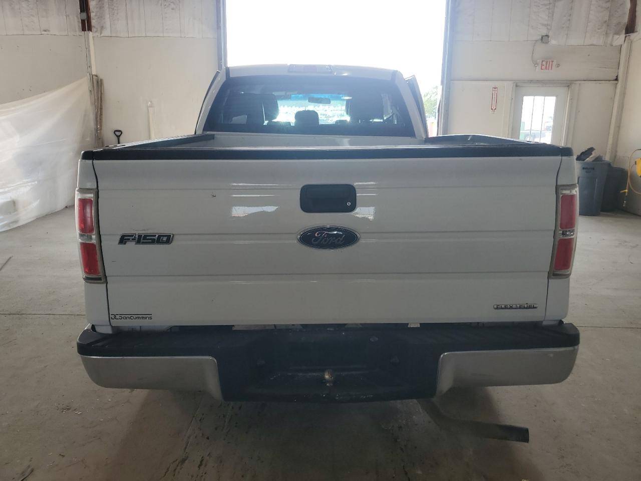 2013 Ford F150 Super Cab - Фото 6