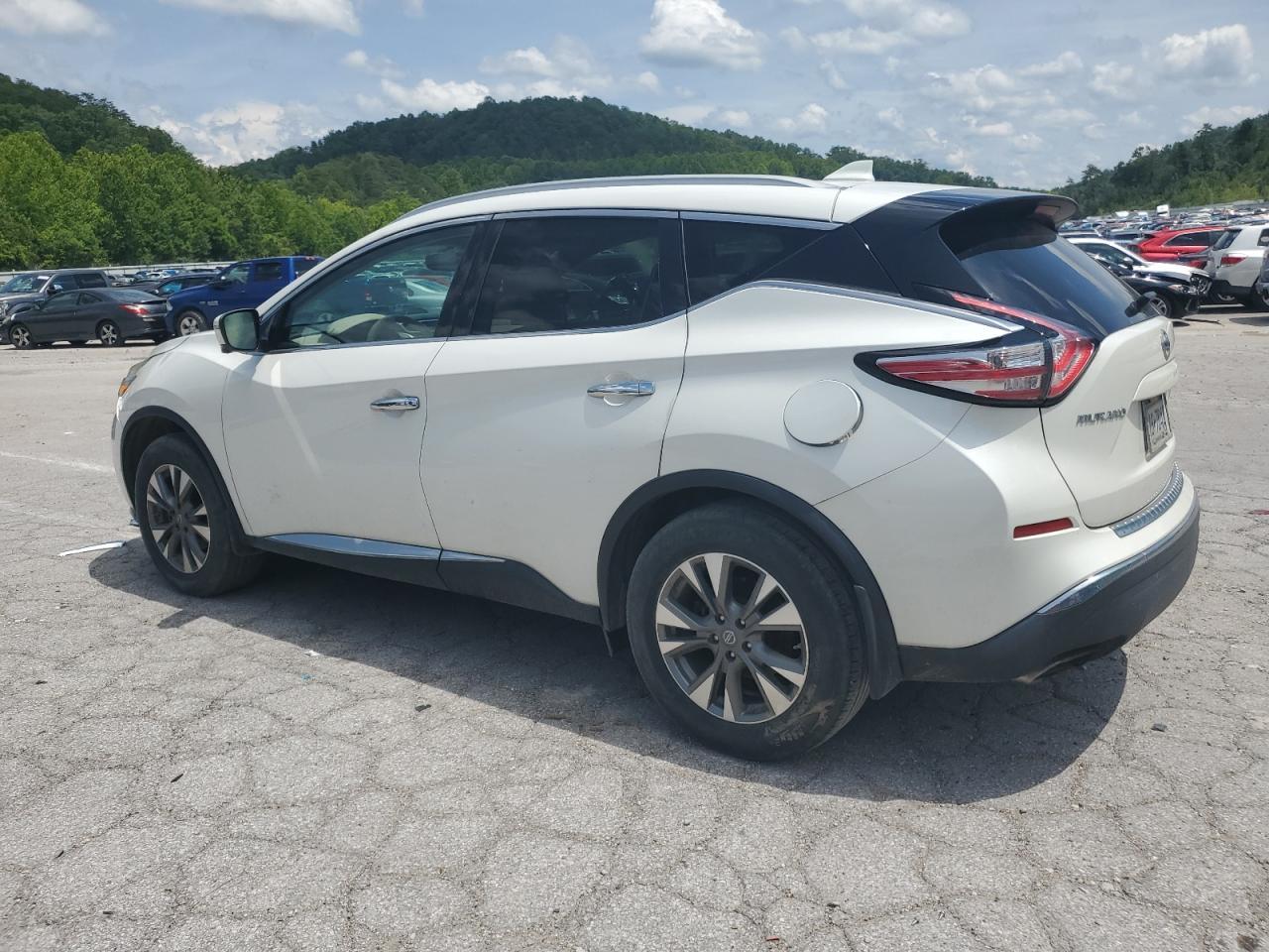 2018 Nissan Murano S - Image 2