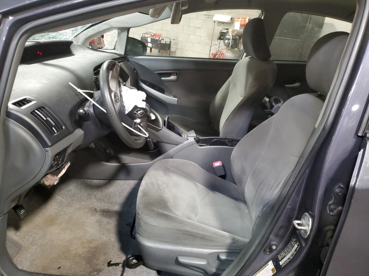 2011 Toyota Prius - Фото 7