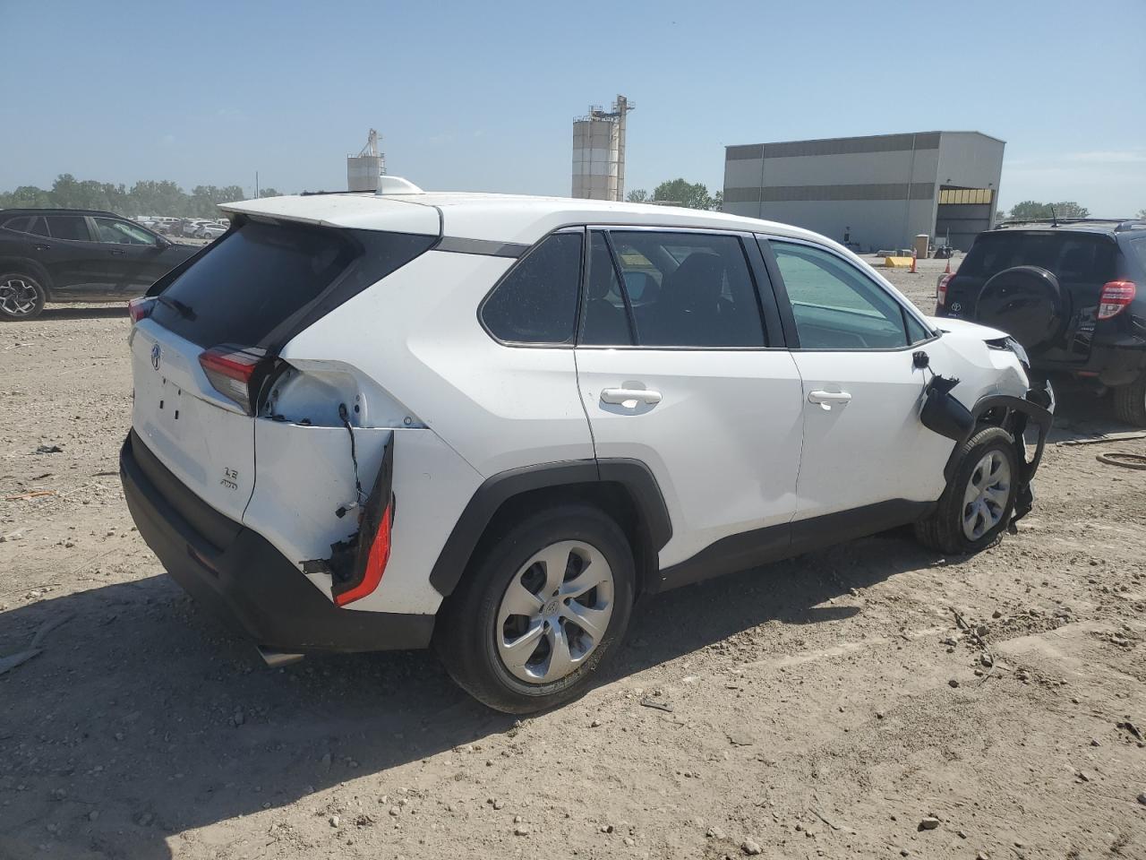 2023 Toyota Rav4 Le - Фото 3