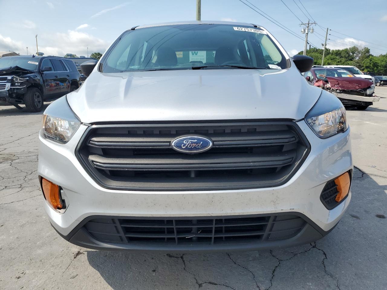2019 Ford Escape S - Фото 5