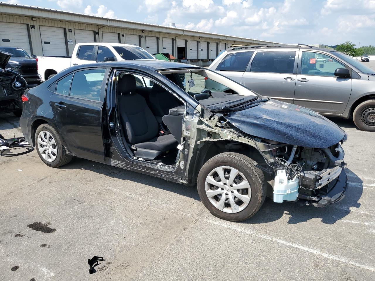 2021 Toyota Corolla Le - Фото 4