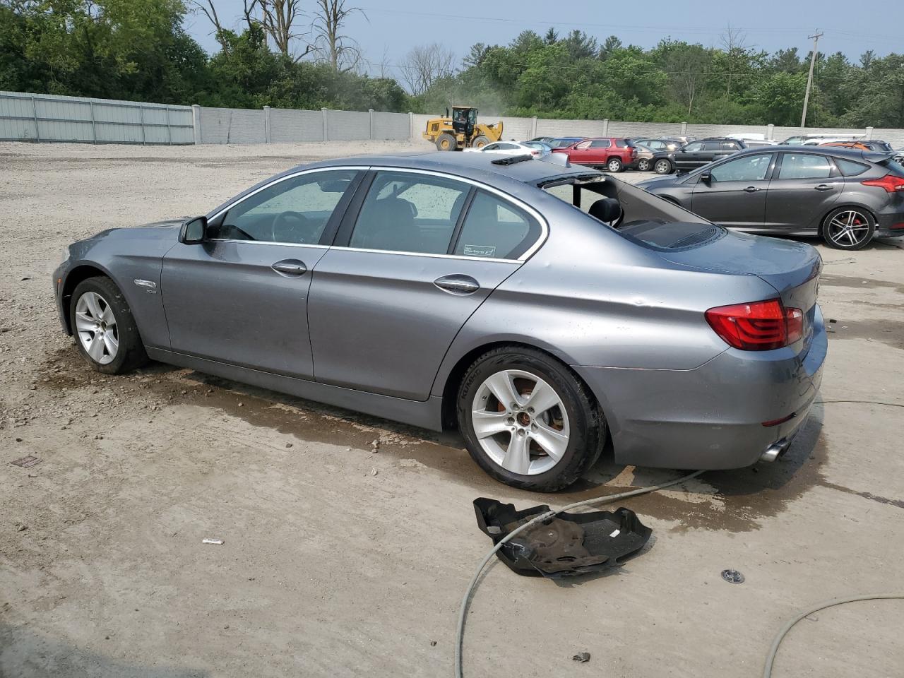 2012 BMW 528 Xi - Image 2