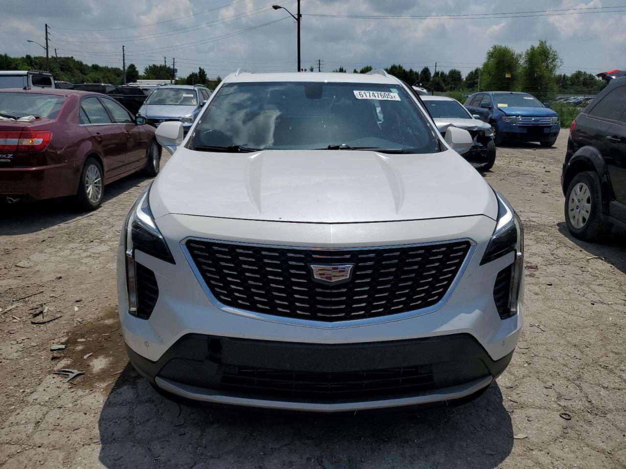 2019 Cadillac Xt4 Premium Luxury - Image 5